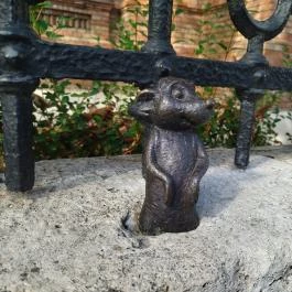 Kolodko: Szurikáta miniszobor Budapest - Egyéb