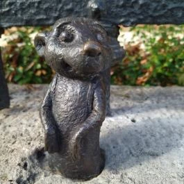 Kolodko: Szurikáta miniszobor Budapest - Egyéb