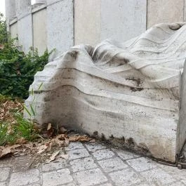 Kolodko: Targoncás miniszobor, Budapest - Külső kép