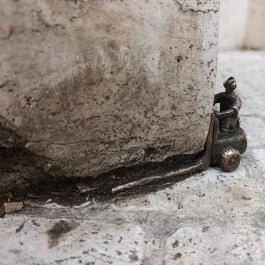 Kolodko: Targoncás miniszobor, Budapest - Külső kép