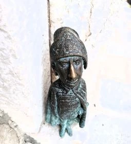Kolodko: a Vár őrzője miniszobor