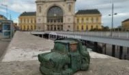 Kolodko: Vissza a jövőbe miniszobor Budapest - Egyéb