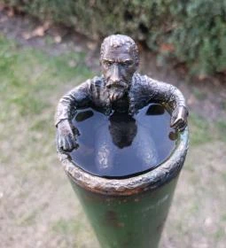 Kolodko: Zsigmondy Vilmos miniszobor