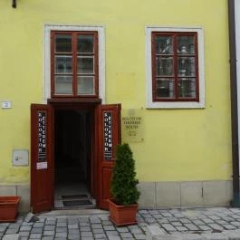 Kolostor Étterem Sopron - Külső kép