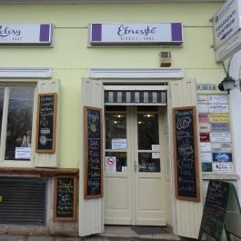 Kolosy Ébresztő Budapest - Külső kép