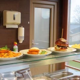 Kolping Uszodai Önkiszolgáló Étterme, Alsópáhok - Egyéb