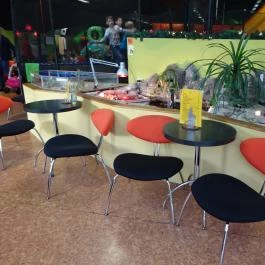 Kölyökvadon Játszóház Étterem - Récsei Center Budapest - Belső