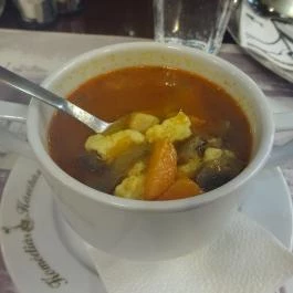 Komédiás Kávéház Budapest - Étel/ital