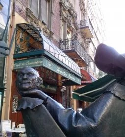 Komédiás Kávéház