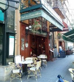 Komédiás Kávéház