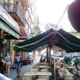 Komédiás Kávéház Budapest - Külső kép