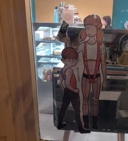 Komondors Vintage Shop & Café