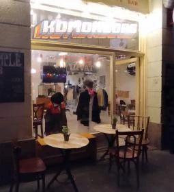 Komondors Vintage Shop & Café