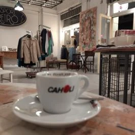 Komondors Vintage Shop & Café Budapest - Étel/ital