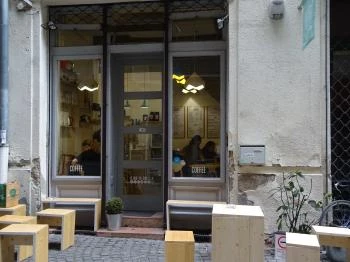 Kontakt - Röser Udvar Budapest