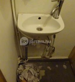 Kontakt - Röser Udvar