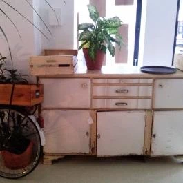 Konyha, Budapest - Belső