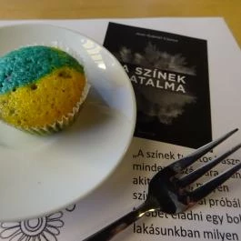 KönyvBár & Restaurant Budapest - Étel/ital