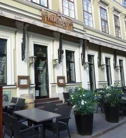 Korhely Faloda & Daloda