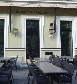 Korhely Faloda & Daloda