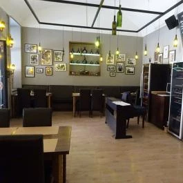 Korhely Faloda & Daloda, Budapest - Belső