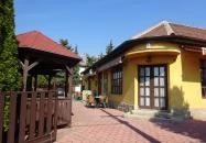 Korona Étterem & Cukrászda Érd