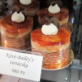 Koronakert Cukrászda Budapest - Egyéb