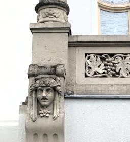 Kőrössy-villa (ResoArt Villa)