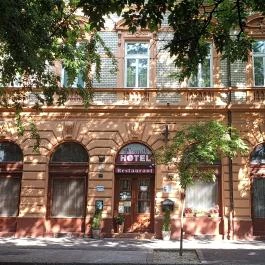 Kossuth Étterem Cegléd - Külső kép
