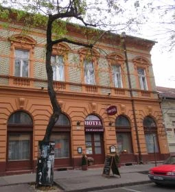 Kossuth Hotel 