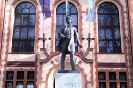 Kossuth Lajos szobra - Pesterzsébet Budapest