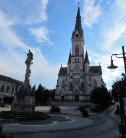 Kőszegi Szentháromság-szobor