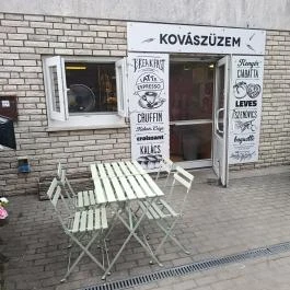 Kovászüzem, Sopron - Külső kép