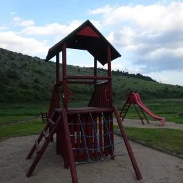 Kövirózsa Apartmanház, Aggtelek - Medence/kert