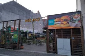 Köz_hely Budapest