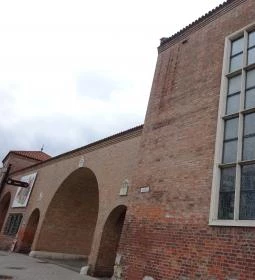 Középkori Romkert - Nemzeti Emlékhely