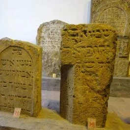 Középkori Zsidó Imaház Budapest - Egyéb