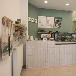 KOZO - Cheesecake & Specialty Coffee, Budapest - Belső