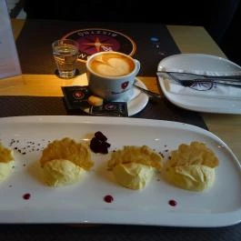 Központ Bisztró Budapest - Étel/ital