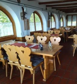 Kránicz Borház és Étterem