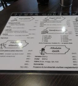 Kredenc Cafe & Delicatesse