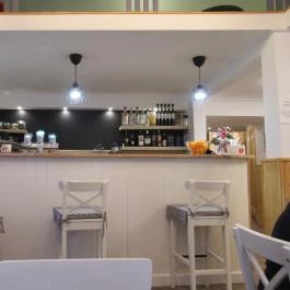 Kredenc-Kredens, Budapest - Belső