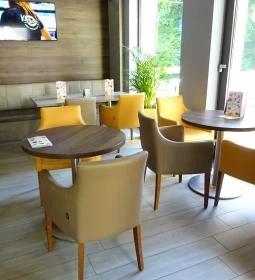 Krém Cukrászda & Kávézó