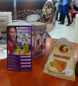 Krém Kávézó - World Mall