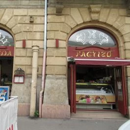 Kristály Cukrászda, Budapest - Külső kép