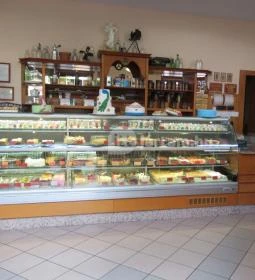 Kristály Cukrászda