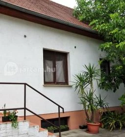 Krokodil Étterem, Panzió & Vendégház