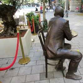 Krúdy Gyula szobra Budapest - Egyéb