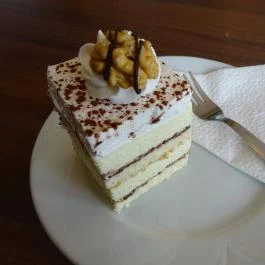 Kun Cukrászműhely, Dunakeszi - Étel/ital