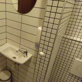 Kun Cukrászműhely, Dunakeszi - Mosdó